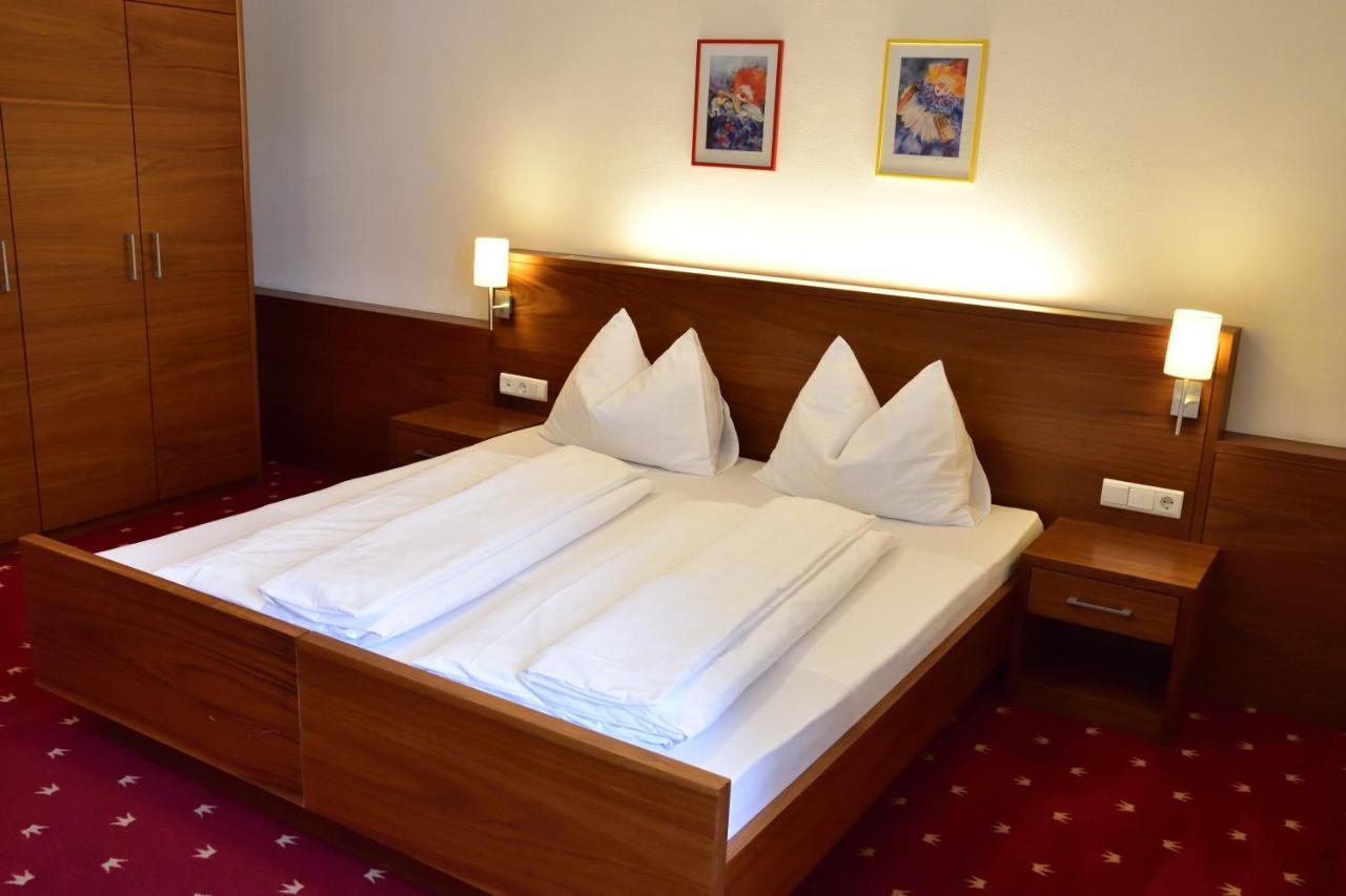 Hotel Krone Brunico Exterior photo