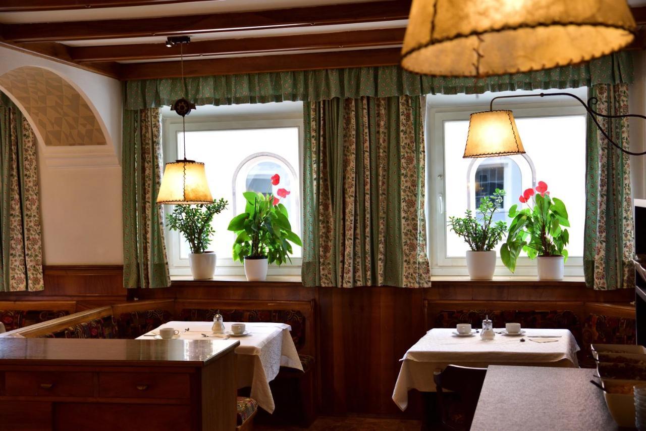 Hotel Krone Brunico Exterior photo
